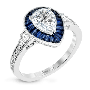 Engagement Ring in 18k Gold with Diamonds