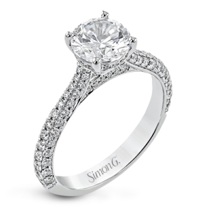 Engagement Ring in 18k Gold with Diamonds