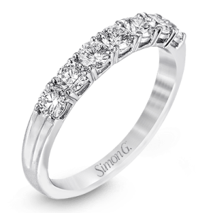 Anniversary Ring in Platinum with Diamonds