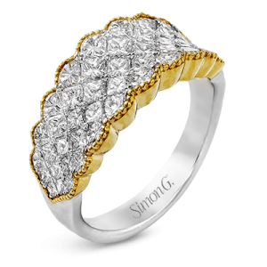 Right Hand Ring in 18k Gold