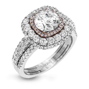 Engagement Ring in 18k Gold with Diamonds