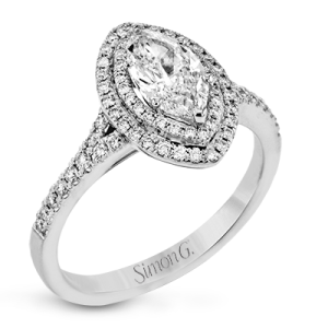 Engagement Ring in 18k Gold with Diamonds
