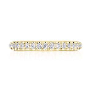 Single Row Pavé Wedding Band